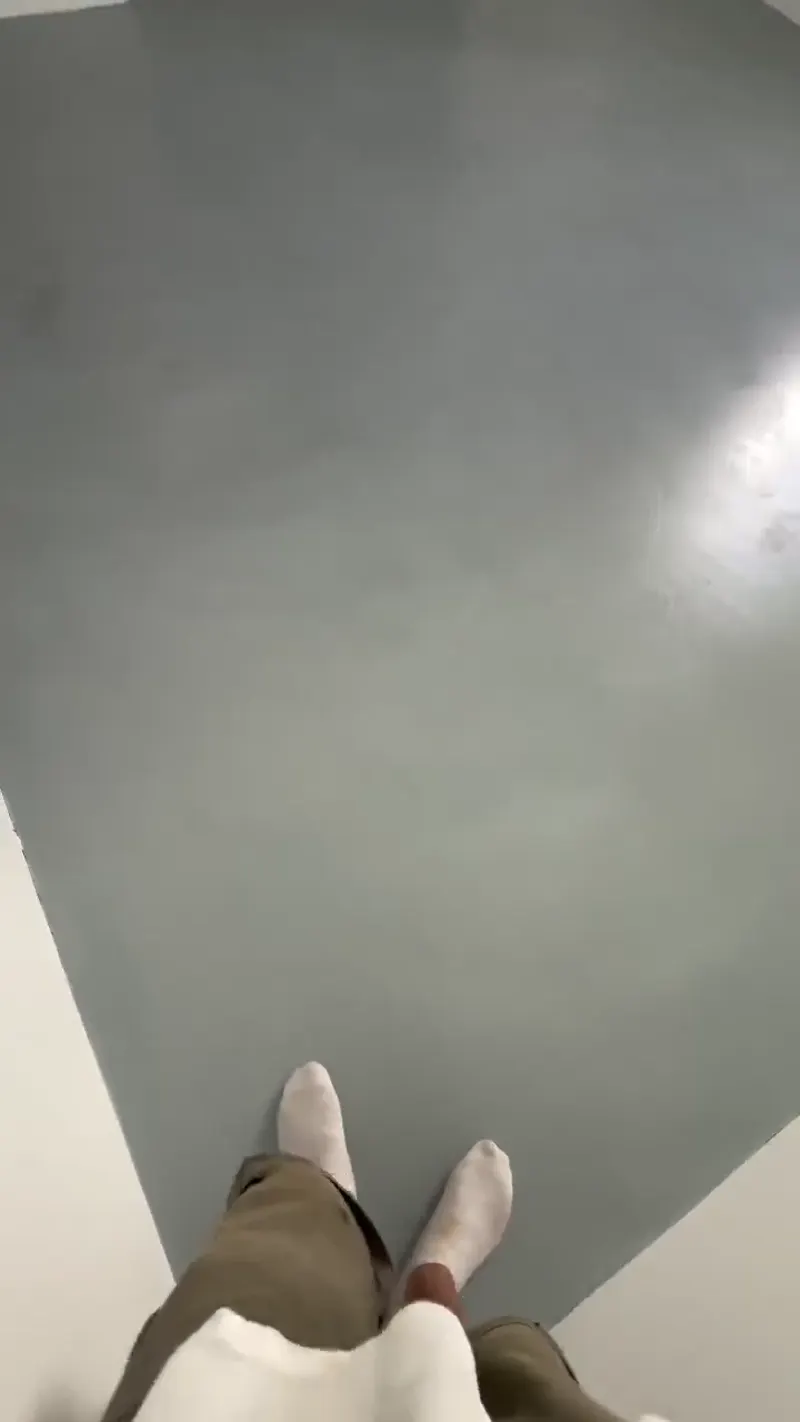 Sol commercial en béton ciré, cabinet vétérinaire de l'Île d'Yeu